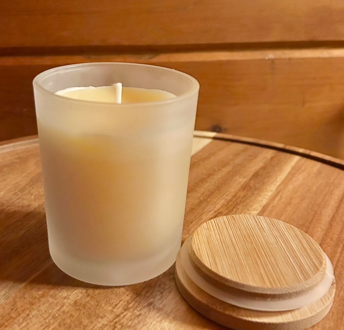 Beeswax Frosted Candle - 7 ounces